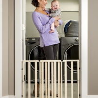Regalo Wooden Expandable Safety Gate