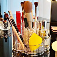 SUNFICON Clear Makeup Brush Holder Organizer，360-Degree Rotating Multi-Functional Pen Holder，Acrylic Multi-Purpose Desktop Stationary Organizer, Home Office Art Supply Storage Organizer，Clear