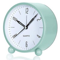 Outwit Alarm Clock, 4 Inch Round Battery Operated Analog Alarm Clock Silent Non Ticking, Easy Set and Night Light Function, Simple Stylish Design for Table/Desk/Bedroom Gift Clock(Green)