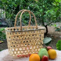 Giỏ tre nan chéo tự nhiên