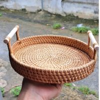 Khay Tròn Mây Đan Có Tay Cầm Gỗ