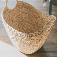 Giỏ Đan Thủ Công Hình Bầu Dục Miệng Loe Có Tay Cầm