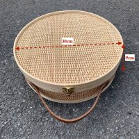 Giỏ Mây Tre Đan Tròn Dạng Vali Có Nắp Và Quai Da