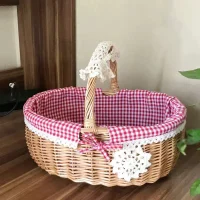 Giỏ Mây Tre Đan Bầu Dục Lót Kẻ Caro Đỏ Có Quai