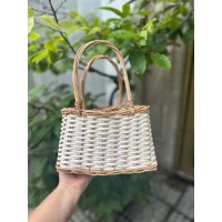 Giỏ mây tre đan túi xách hình thang phối trắng