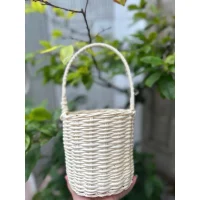 Giỏ mây tre đan hình oval đứng có quai xách màu trắng kem